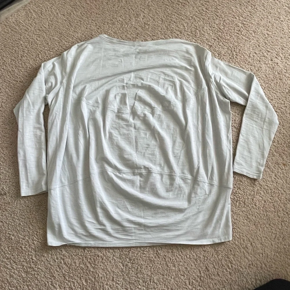 Lululemon Back in Action Long Sleeve Shirt - Heathered Core Ultra Light Grey - Picture 5 of 8